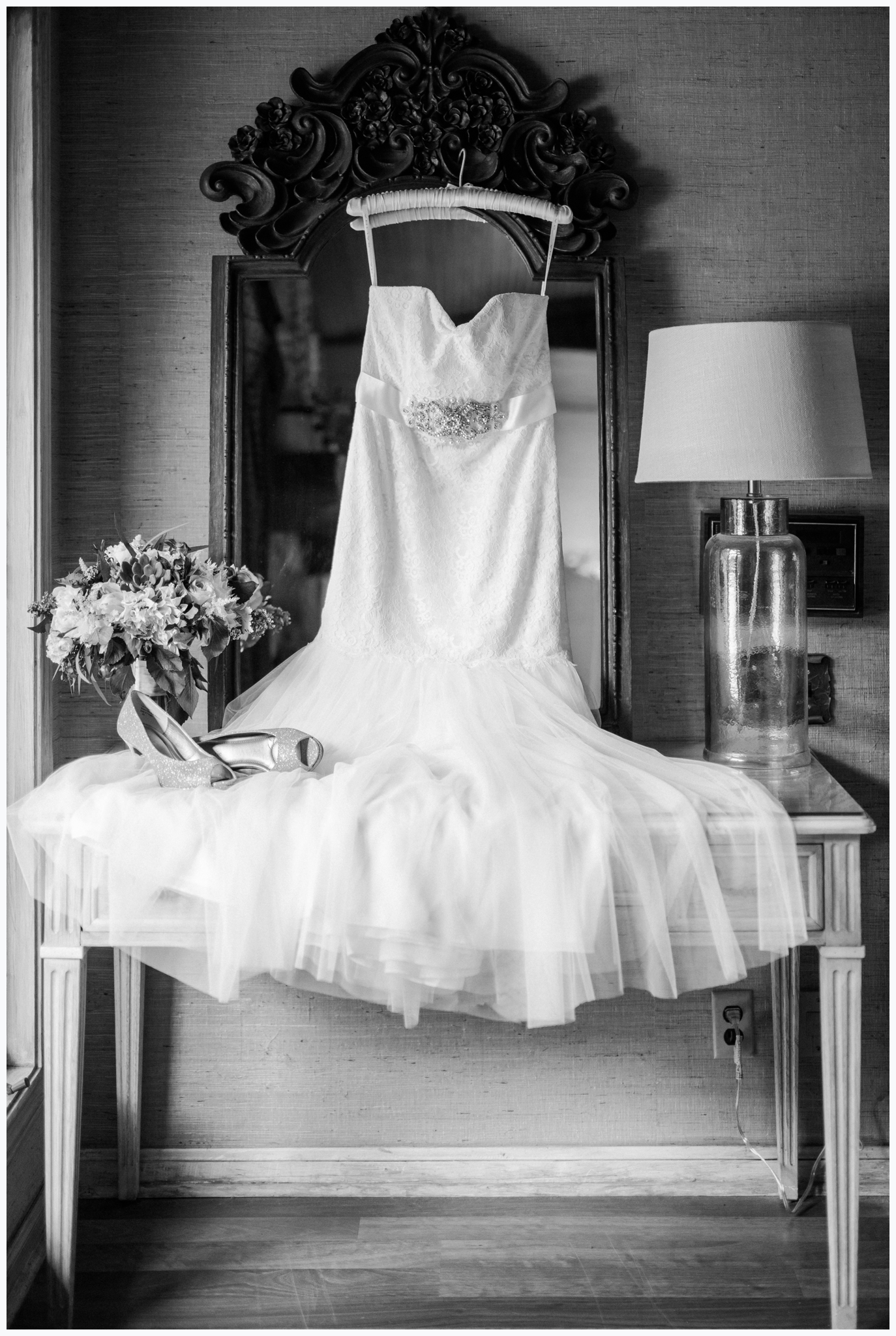 joslyn-holtfort-photography-wedding-the-inn-at-wild-rose-hall-austin-texas_0018