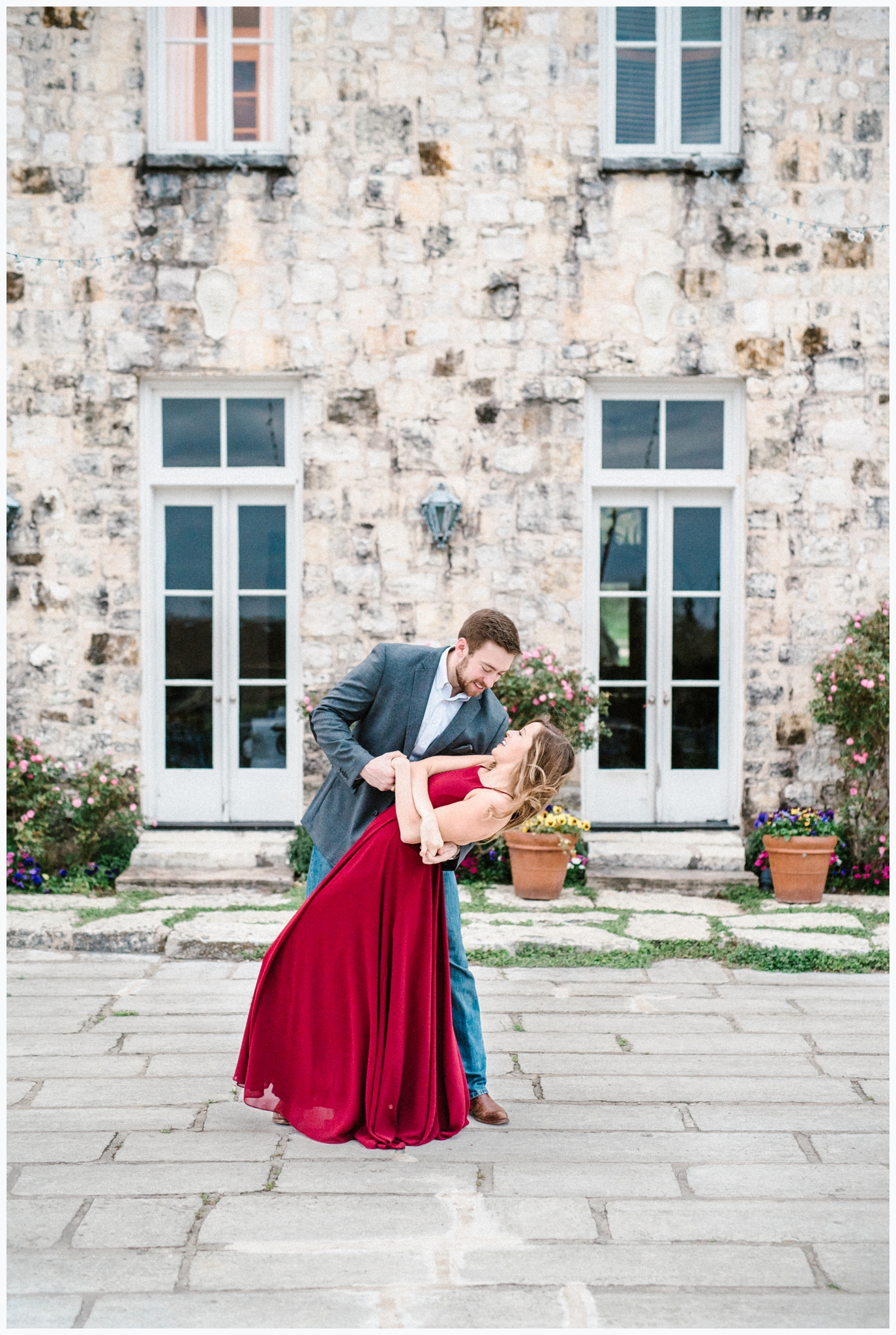 joslyn-holtfort-photography-engagement-session-le-san-michele-buda-texas_0020