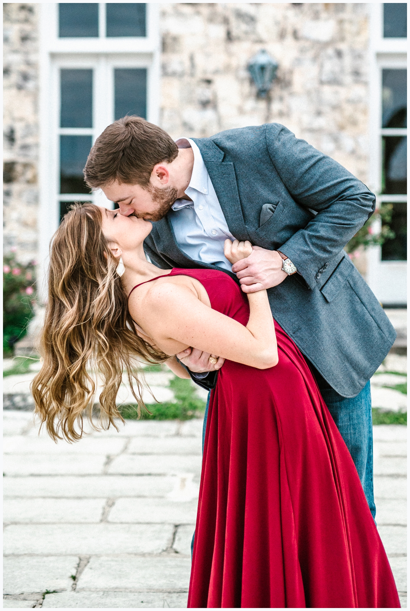 joslyn-holtfort-photography-engagement-session-le-san-michele-buda-texas_0021